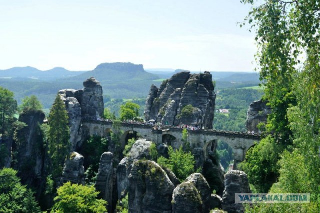 И целого мира мало!