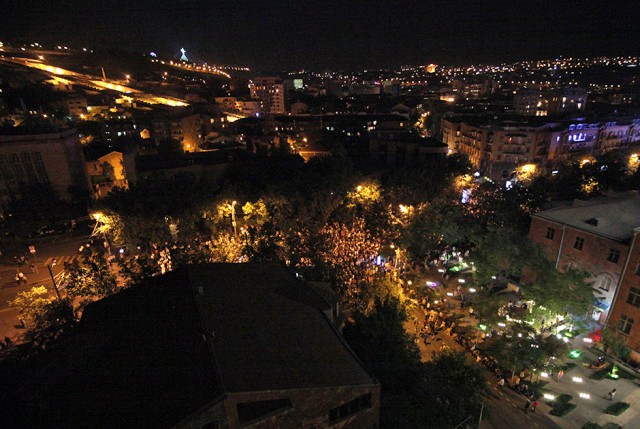 Ереван: «майдан» начинается