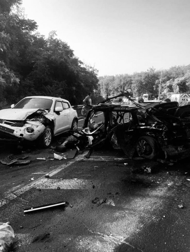 Жуткая авария с шестью авто на трассе Севастополь-Ялта в Балаклавском районе