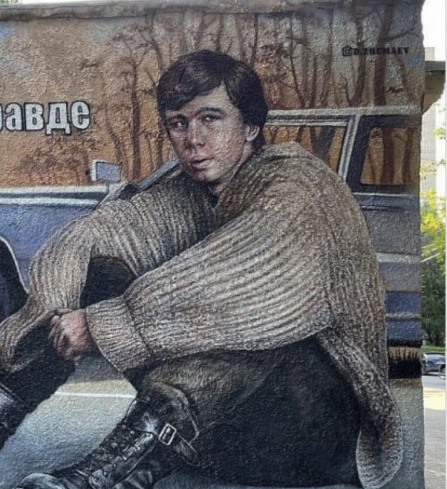В Энгельсе появилось граффити с культовым персонажем фильма «Брат»
