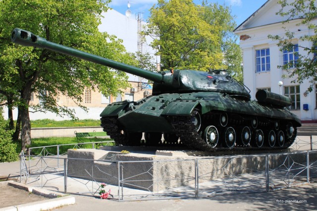 Заброшенные танки ИС-3 на самом южном мысе острова Сахалин: РТОТ "Крильон"