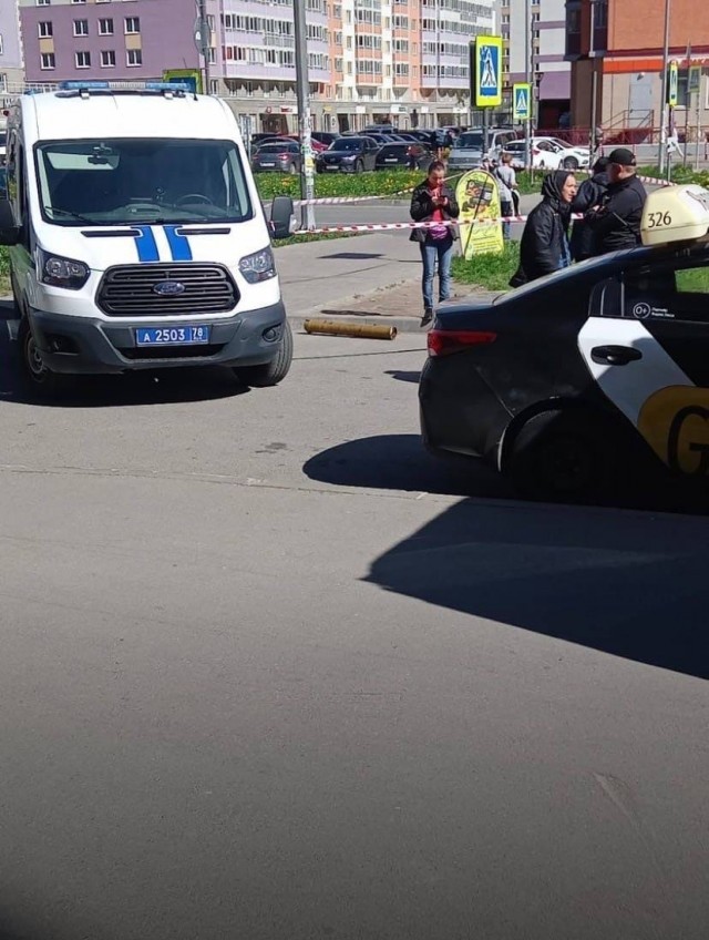 В Мурино (Ленинградская область) задержали девушку с предметом похожим на гранатомёт