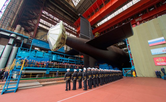 ВМФ России получил атомные подлодки "Александр III" и "Красноярск"