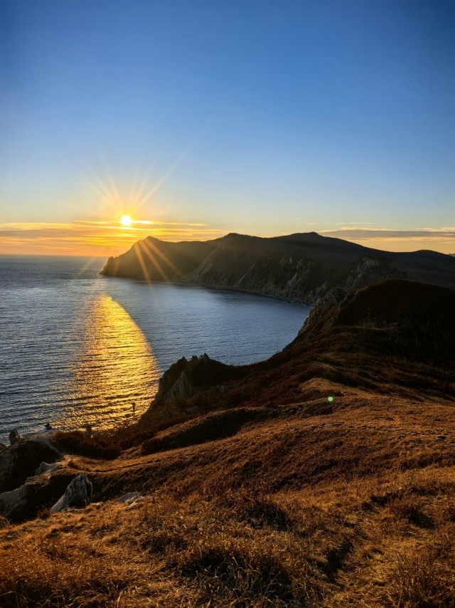 Я тут стих написал про Приморский край.