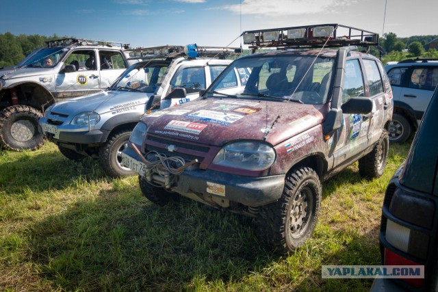 Chevrolet Niva против Renault Duster