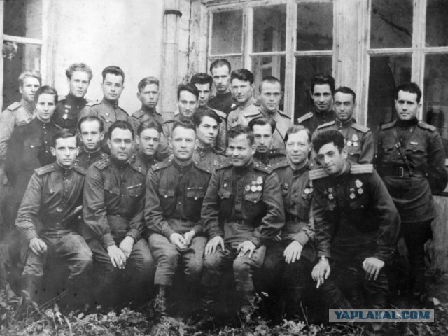 Леонид Ильич Брежнев на отдыхе и не только
