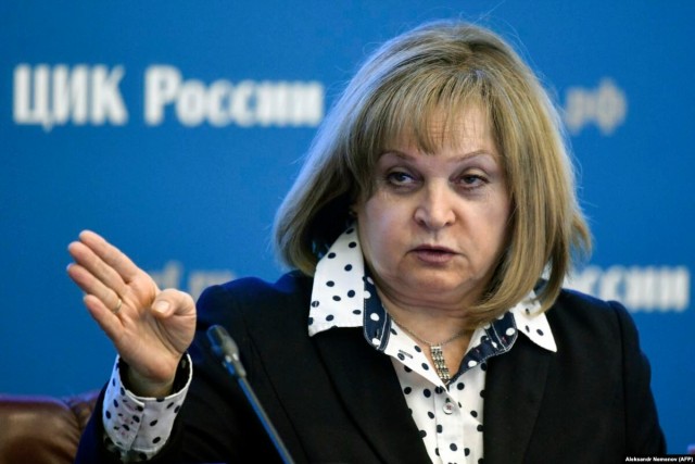 Мне никаких планок не ставят. А Владимир Владимирович сказал, сейчас − Элла Санна, вы лучше знаете, делайте как считаете нужным