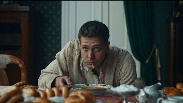 «Холоп 2» уже заработал миллиард рублей в российском прокате