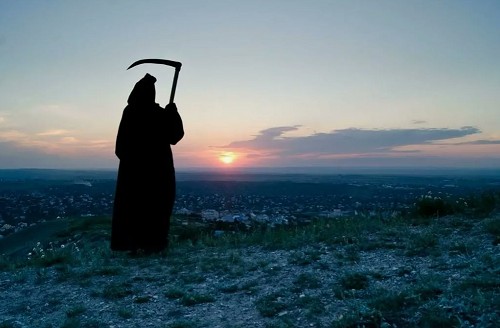 10 страшных смертей