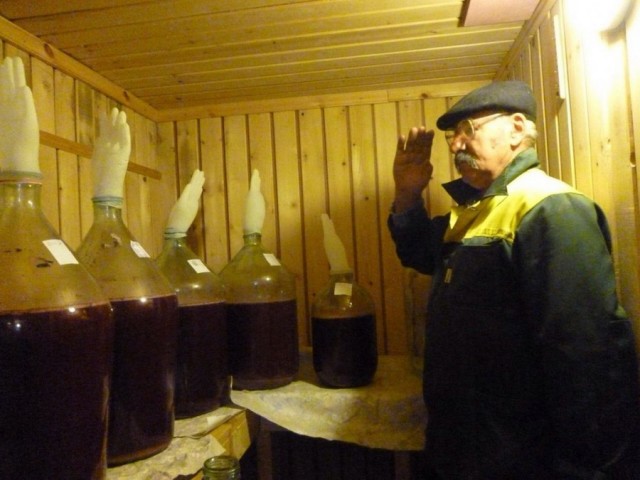 В чем разница между запойными и незапойными алкашами?