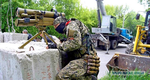Почему разрывает украинские танки?