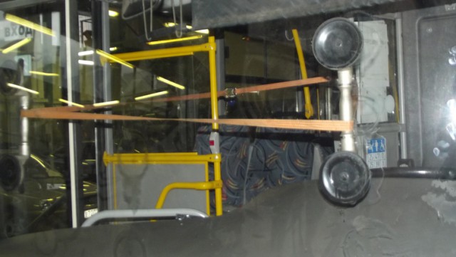 Замена лобового стекла на Маз 206