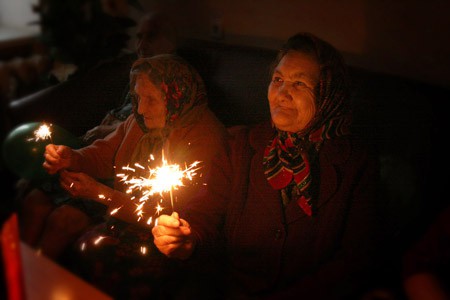 Новый год в доме престарелых