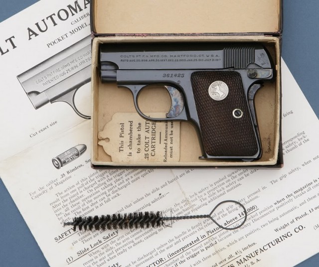 Пистолет Colt Model 1903 Pocket Hammerless - шедевр оружейной эстетики.
