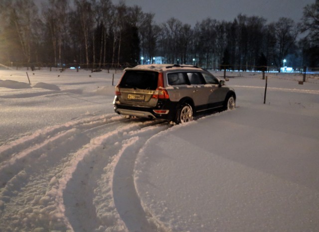 Полвека универсалу Volvo 1800 ES