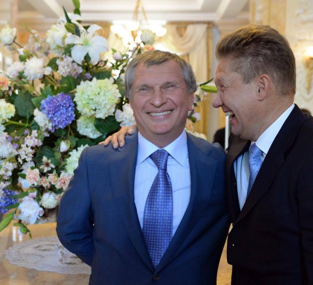 Владимир Путин запретил госслужащим владеть иностранными активами