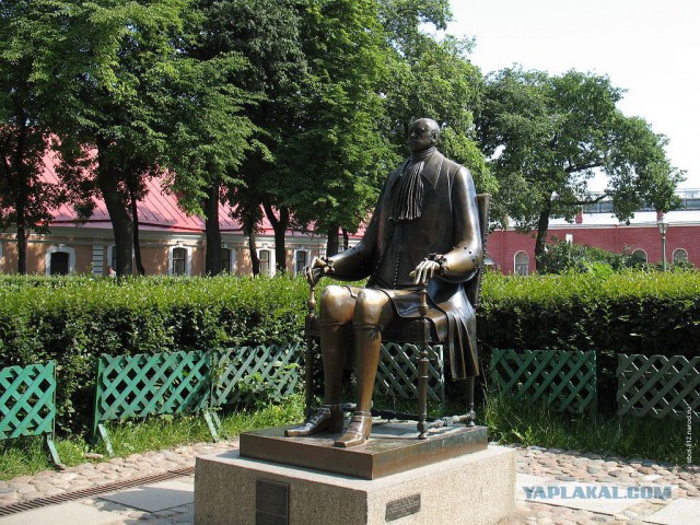 Знаменитые люди, вступившие в любовную связь с родственниками