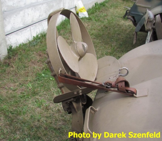 Жук-плавунец: тест-драйв Volkswagen Type 166 Schwimmwagen