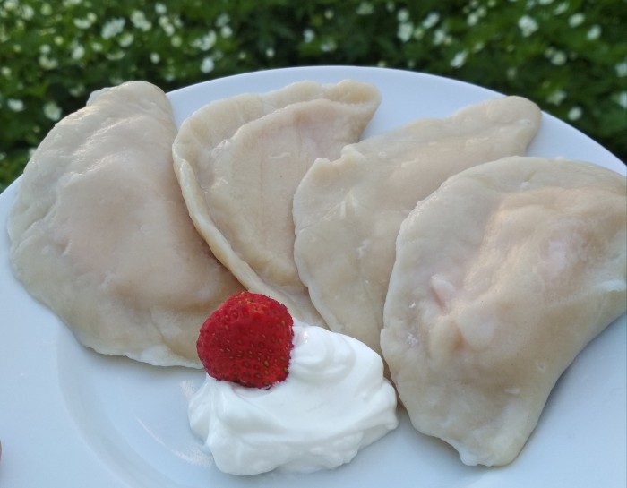 Кухня Слобожанщины. Вареники с клубникой