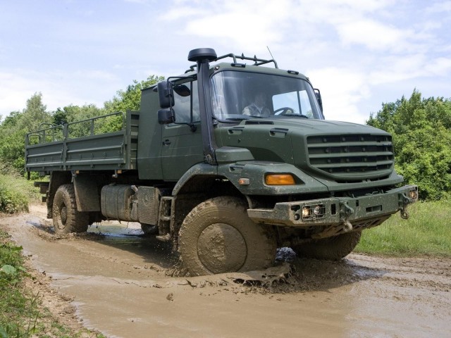 Игра на ЯПе: Угадай АВТО-3