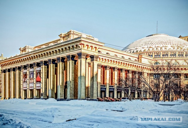 Российский Готэм-Сити - другой взгляд. Новосибирск.