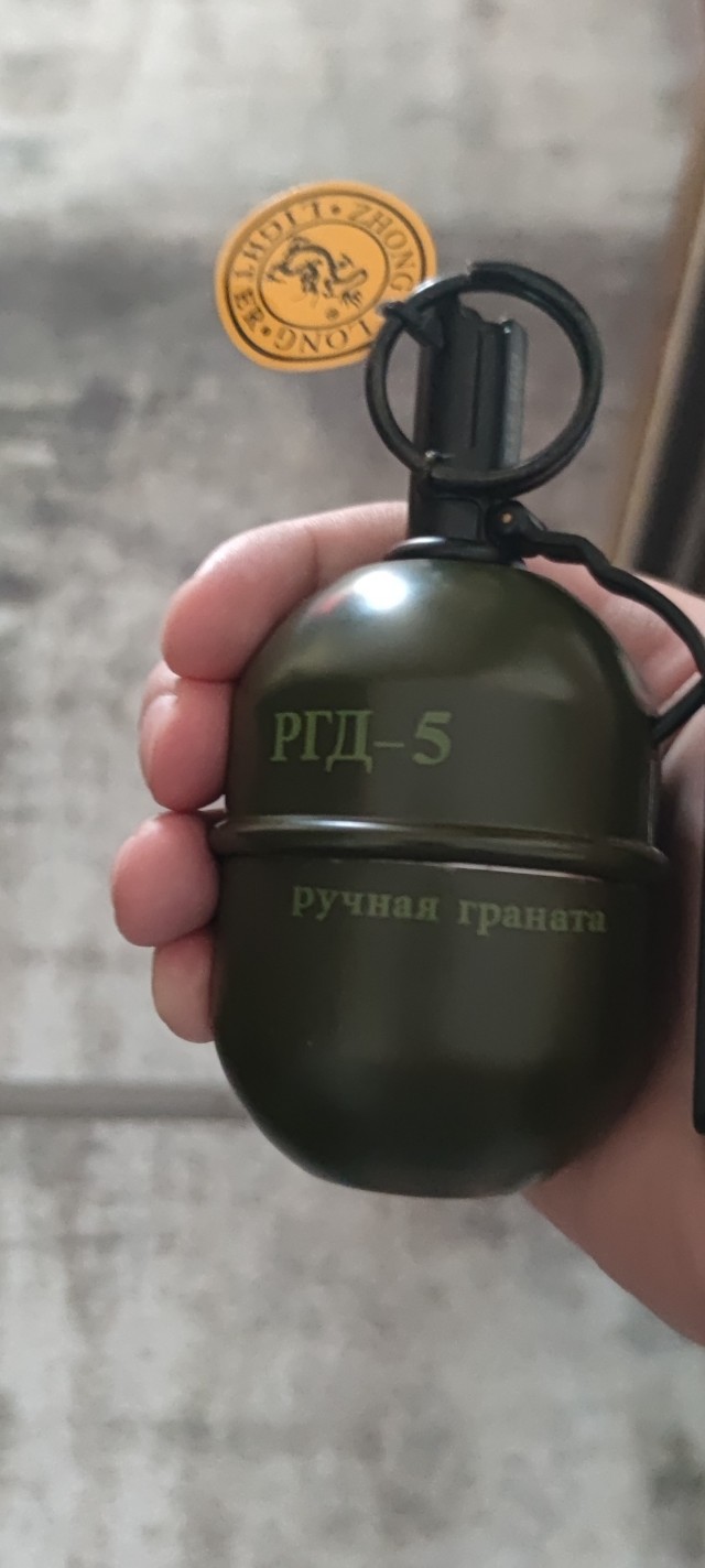 В Белгороде мужчина с гранатой в руках парализовал движение в центре города на час