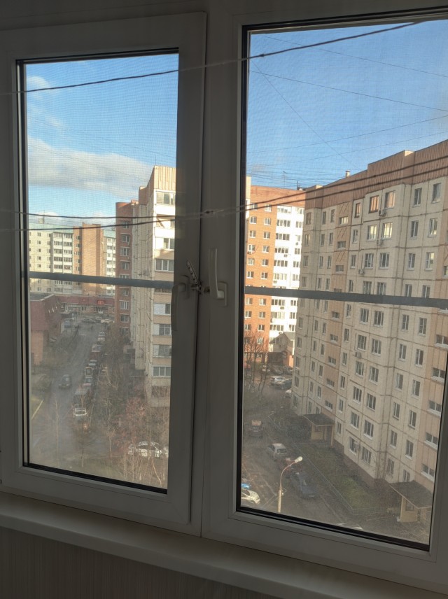 За окном