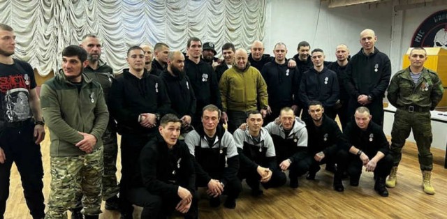 В догонку темы Пригожин сообщил о снятии судимостей с первой группы добровольцев ЧВК «Вагнер»