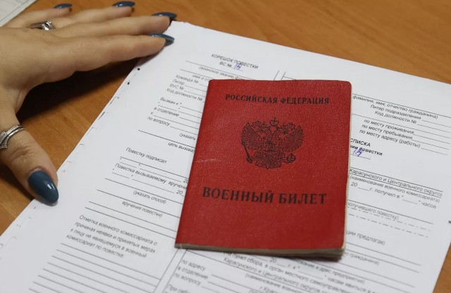 В Госдуме призвали поднять призывной возраст до 40-50 лет и заявили, что служить в армии в России «должны все»