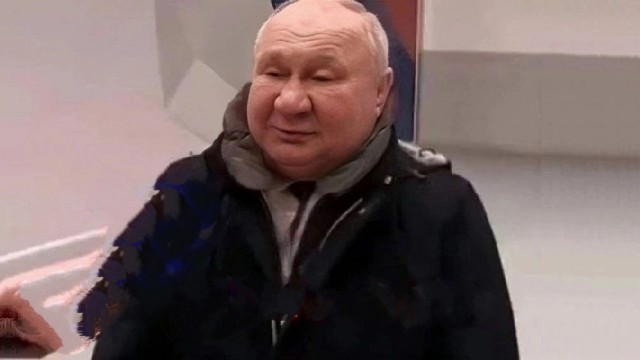 Реакция парня на то, что ему подняли ежемесячный платёж за аренду квартиры