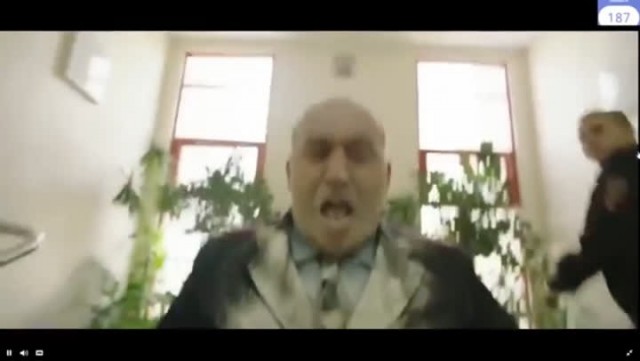 С таким лицом судья Верховного суда сегодня слушал аргументы стороны Долиной
