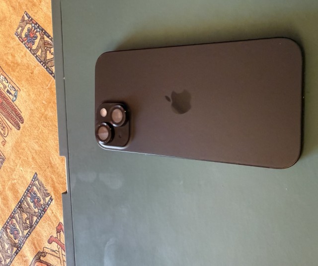 Продается iPhone 15