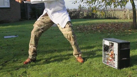 Иногда он тормозит