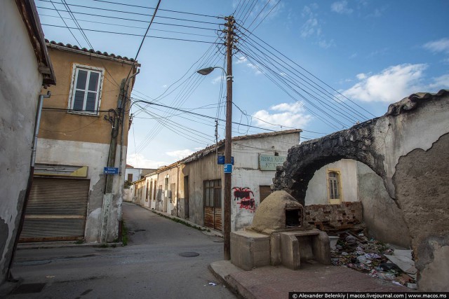 Город, разрубленный на две страны