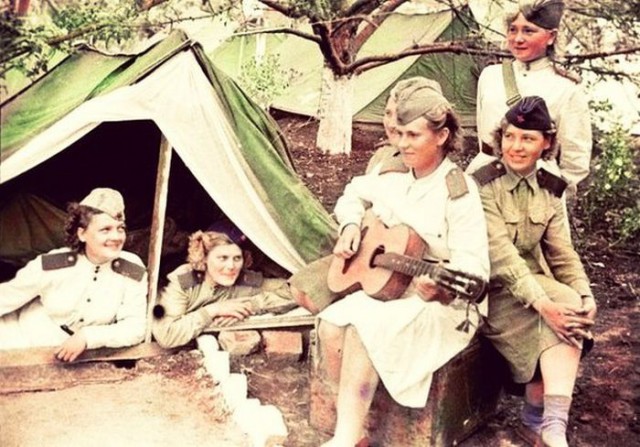 История в фотографиях