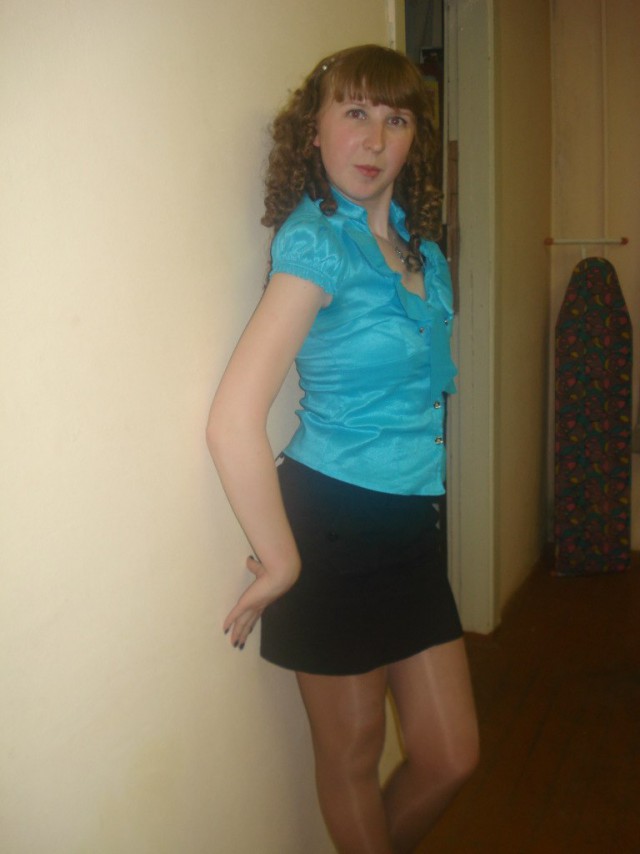 Давай я тебя ещё вот в этой позе сфоткаю