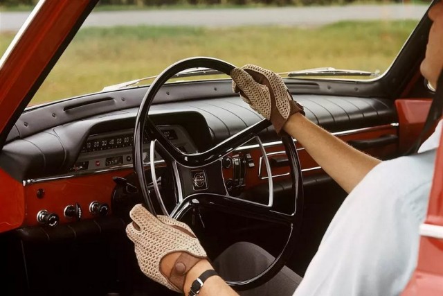 Полвека универсалу Volvo 1800 ES