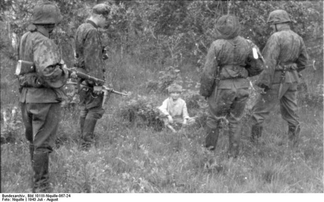 История в фотографиях