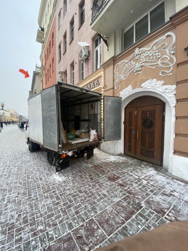 Арбат 45: каково жить на одной из самых шумных улиц Москвы
