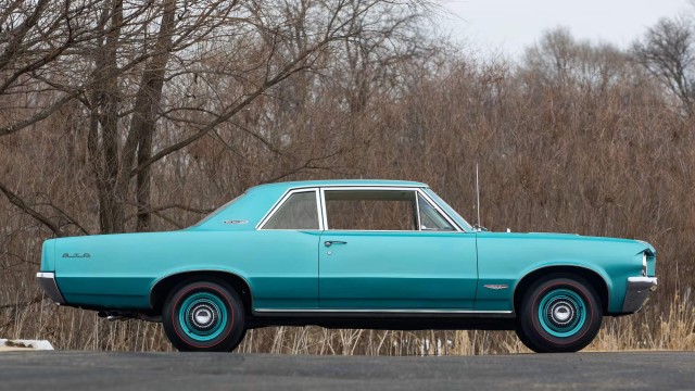 1964 Pontiac GTO Royal Bobcat. Автопятница №53