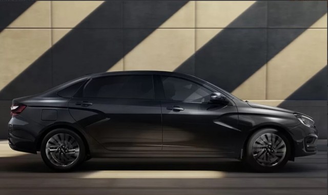 Lada Aura в Казахстане стоит дешевле, чем в России "всего-то" на 600 тысяч рублей