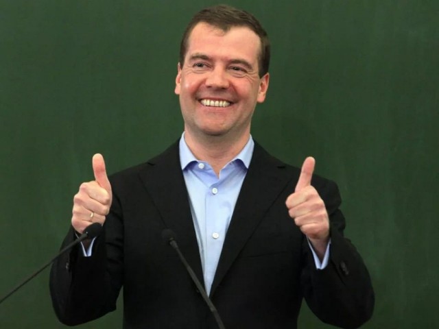 И чтоб именно понедельник был третьим выходным!