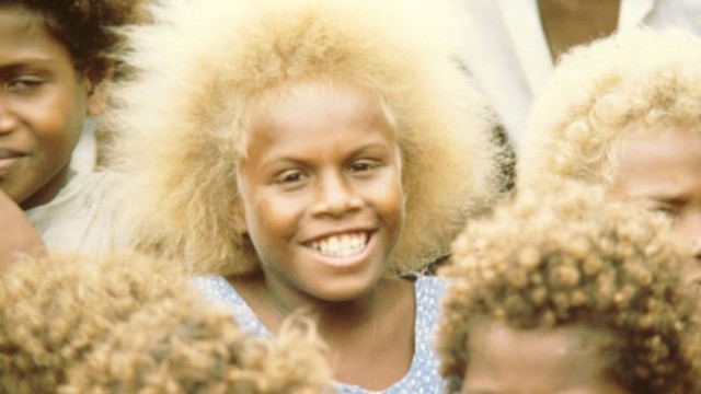 Темная кожа и светлые волосы: необычные жители Меланезии