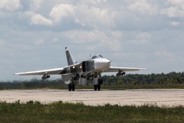 В Воронеже проводили в последний путь штурмана разбившегося в Сирии бомбардировщика Юрия Копылова