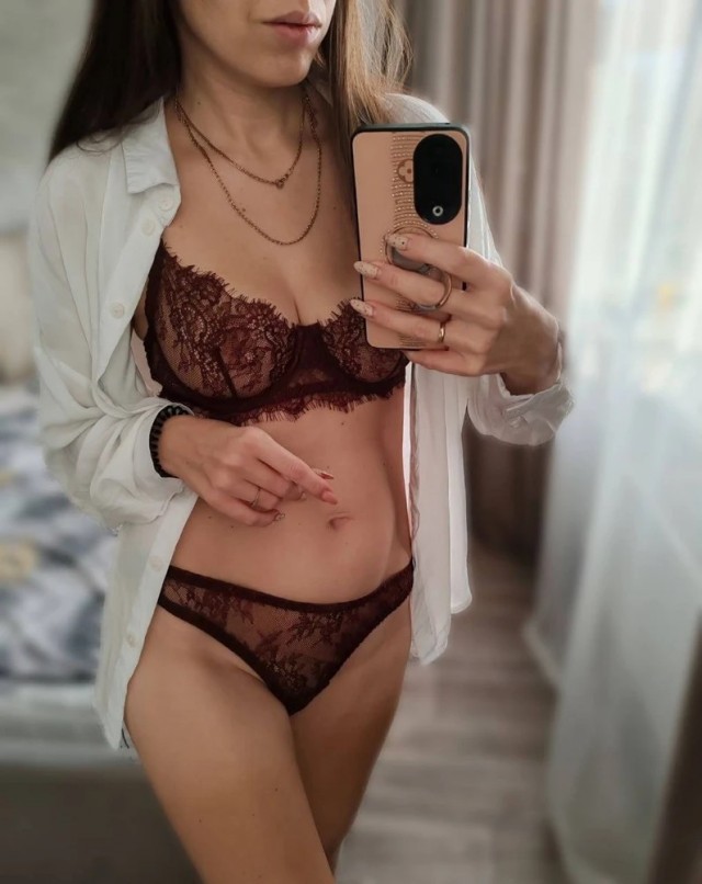 И снова девушки из WB