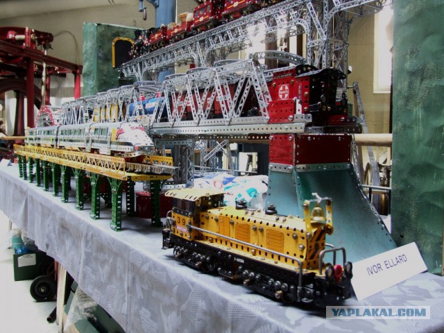 Лего против Советского конструктора.