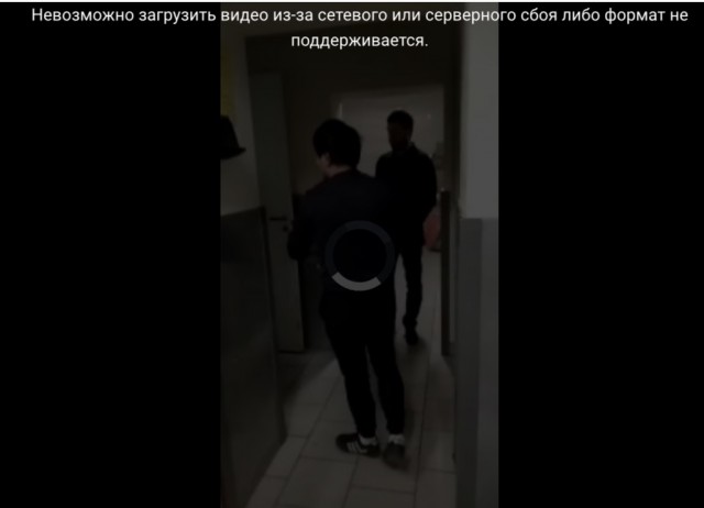 В Московской пятерочке охранник избил школьников