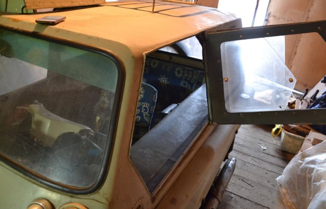 Находка в гараже. В Минске обнаружили уникальный автомобильчик, сделанный из мотоцикла Jawa