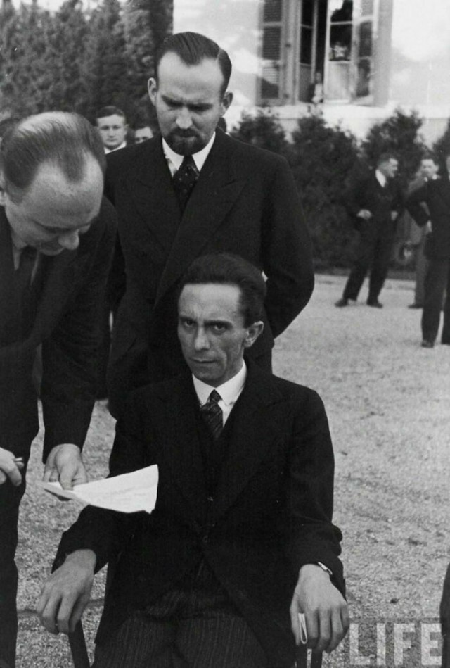 Подборка исторических фотографий