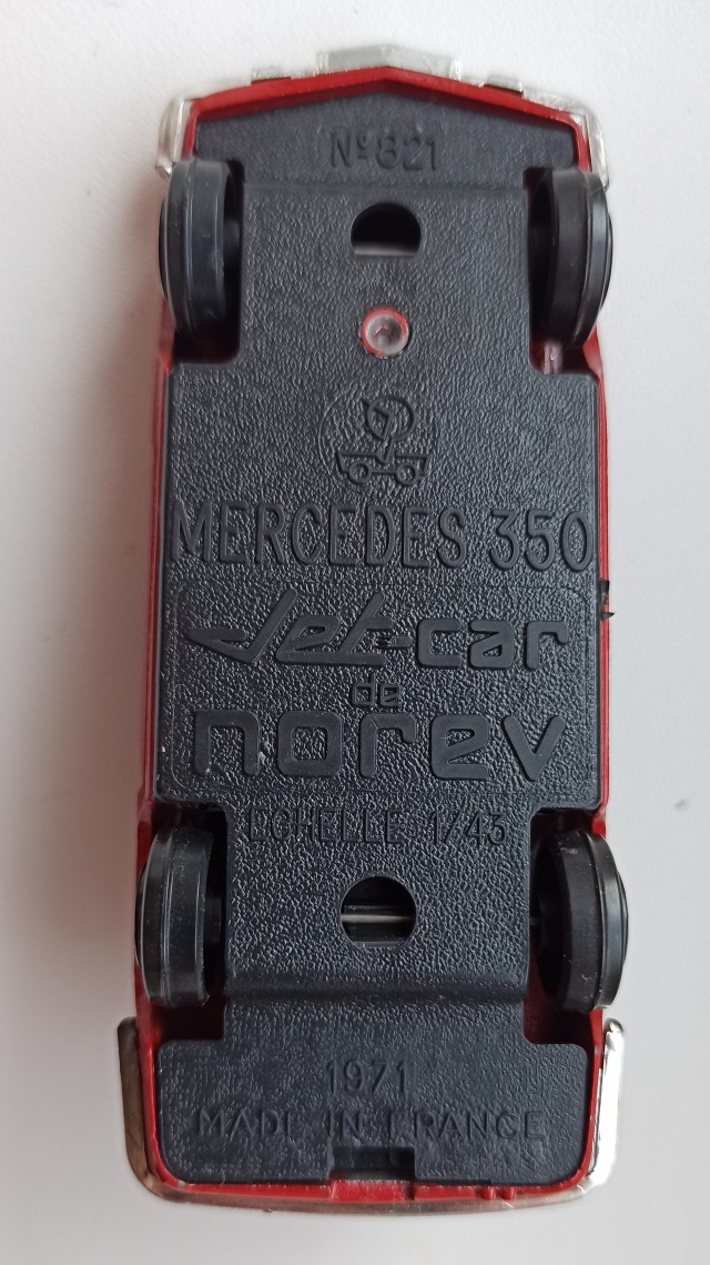 Моделька Мерседеса 1/43 Norev